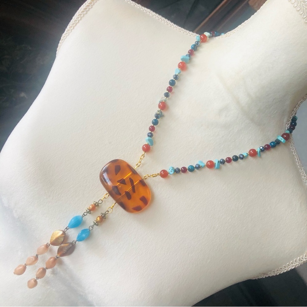 Handcrafted genuine stone faux tortoise medallion necklace